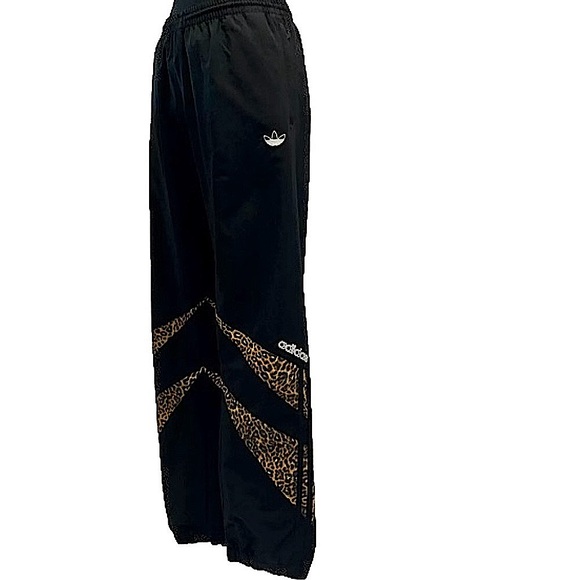 ADIDAS ORIGINALS Men's Joggers Black Track Pants Sz Medium BRAND NEW! - Picture 6 of 16